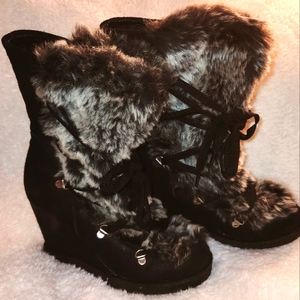 Fur boots